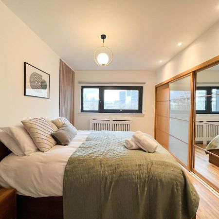 Lovely Two Bed Apartment In Finnieston غلاسغو المظهر الخارجي الصورة