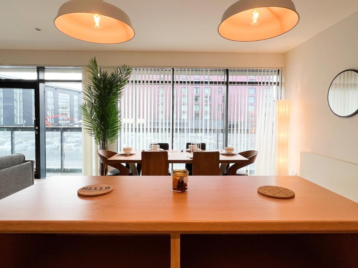 Lovely Two Bed Apartment In Finnieston غلاسغو المظهر الخارجي الصورة
