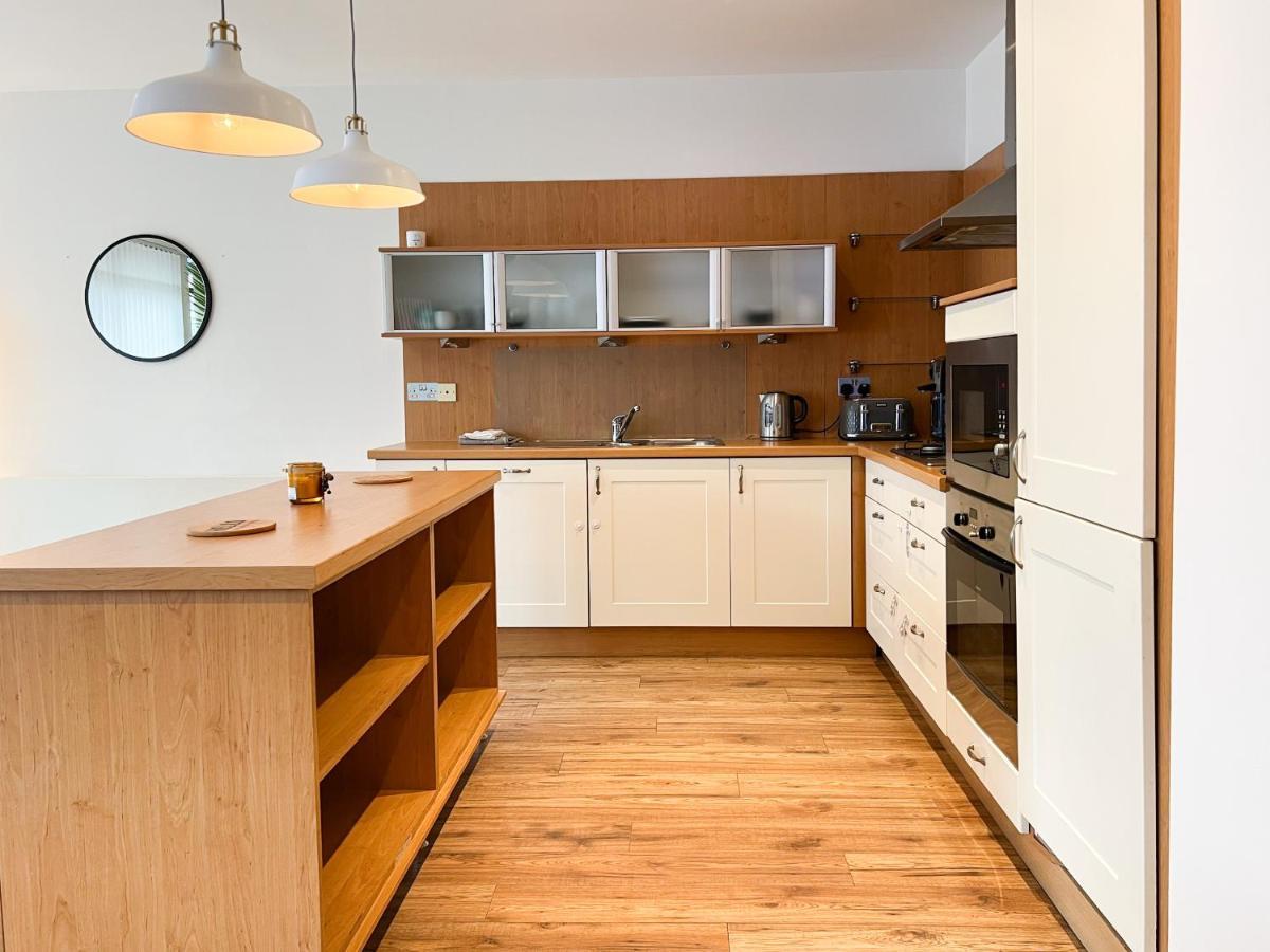 Lovely Two Bed Apartment In Finnieston غلاسغو المظهر الخارجي الصورة